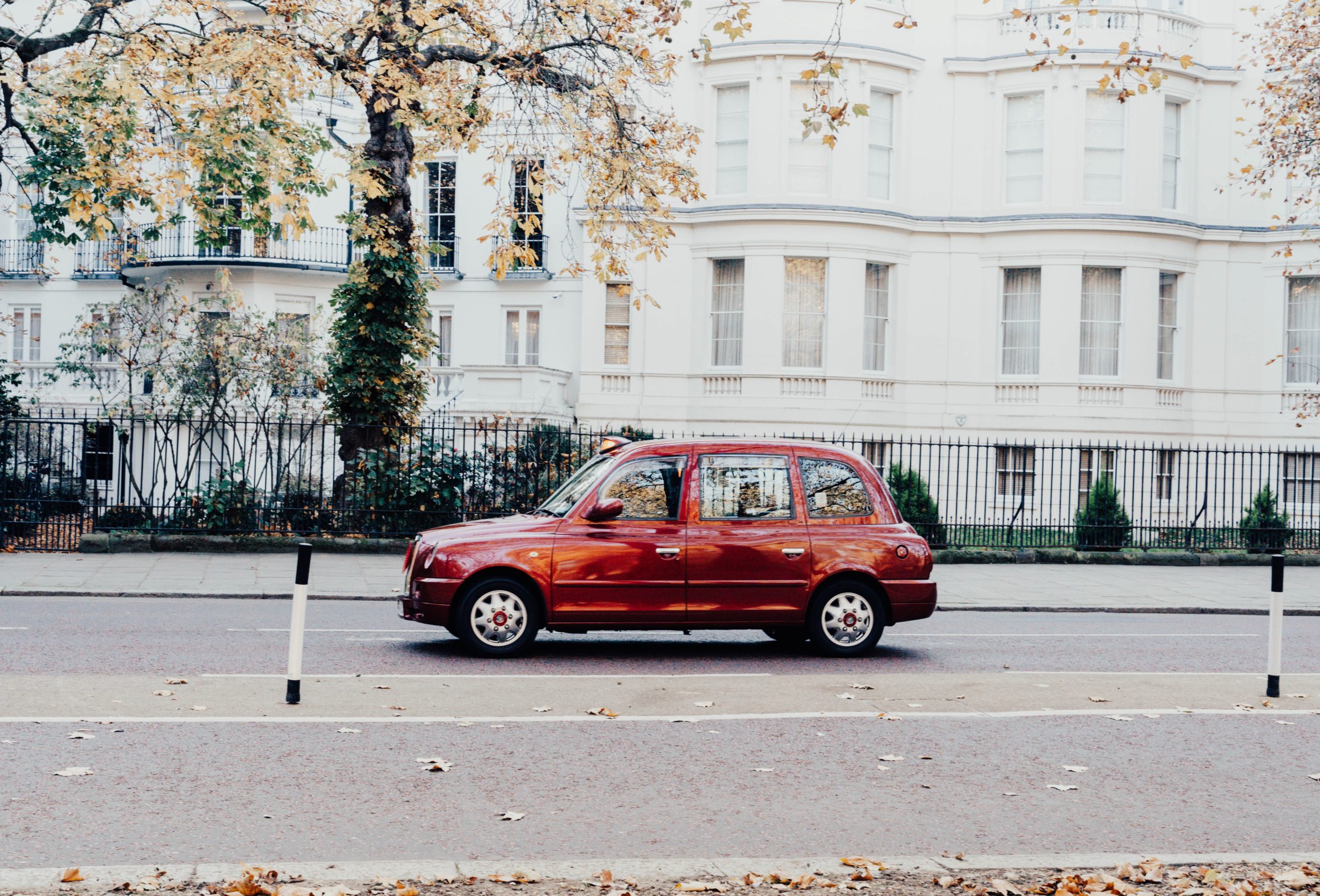 anna-claire-schellenberg-1D2L4KwfX_Y-unsplash Driving in London has set drivers back an average of almost £1300 for their annual car insurance